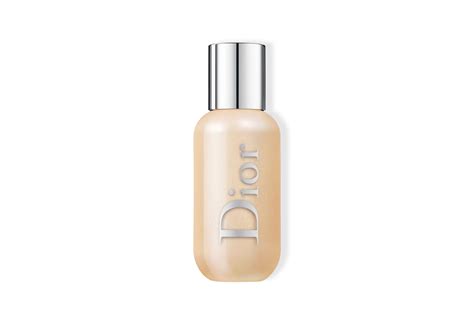 Жидкий хайлайтер Dior Backstage Face & Body Glow 